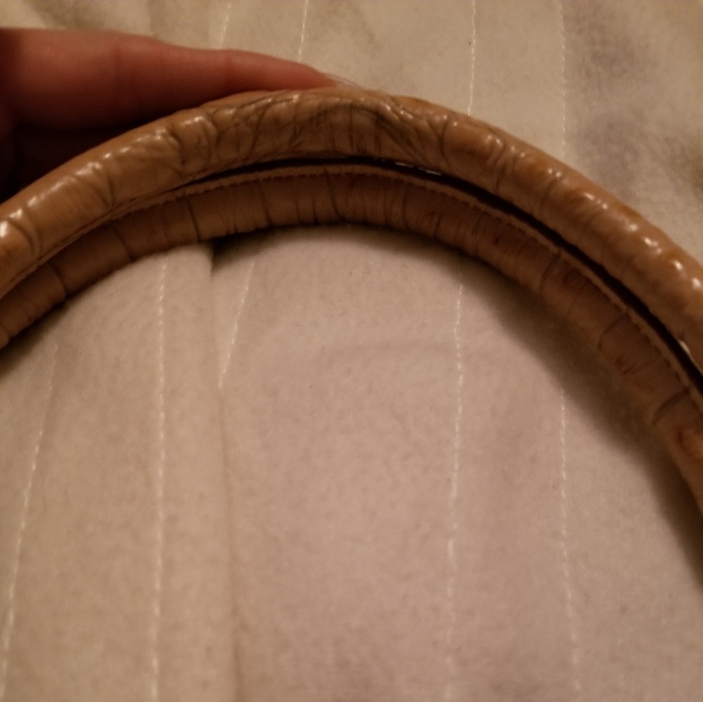 Purse - Picture 6 of 8